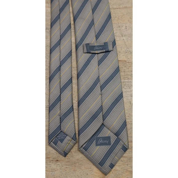 Brioni Mens Neck Tie Long Silk Striped Repp Gray Yellow Silk Made in Itlay